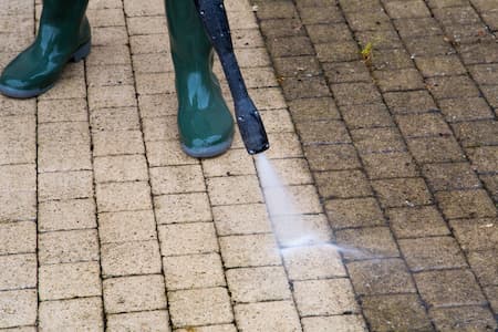 About blue roof power wash